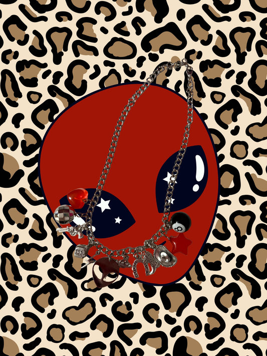 Put em up, Weirdo Charm Necklace